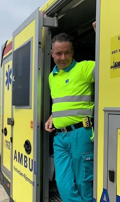 Ambulancechauffeur Herman van Voorst